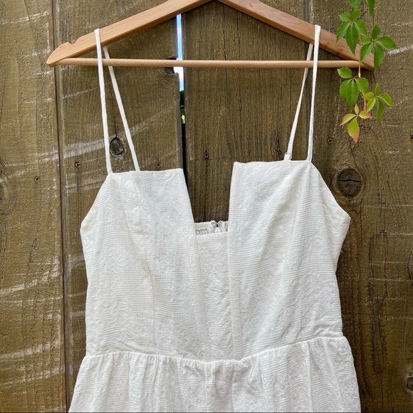 Cotton White Jacquard Textured Midi Dress 🌿 - Picture 3 of 12